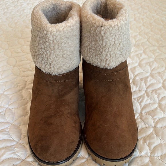 Cozy Brown Ankle Boots with Shearling Lining Brand New Size 41 - Picture 5 of 7